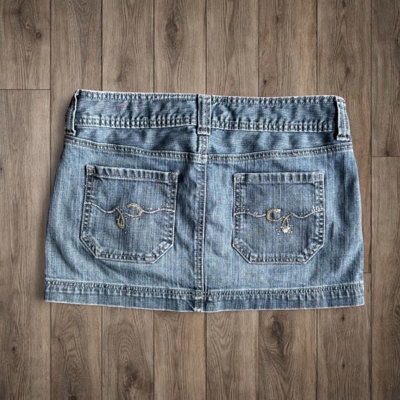 Guess Blue Denim Mini Skirt - Picture 2 of 7
